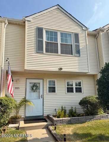 325 Kingsbridge Court, Old Bridge, NJ 08857