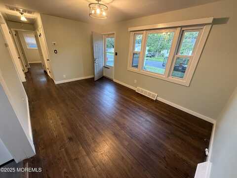 203 Sunset Lane, Howell, NJ 07731