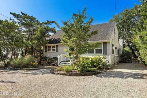 268 N 12th Street, Surf City, NJ 08008