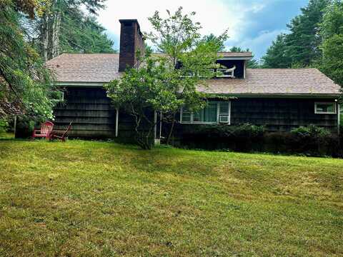 90 Hillside Road, Barryville, NY 12719