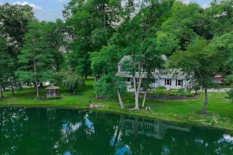 98 Mill Road, Red Hook, NY 12571