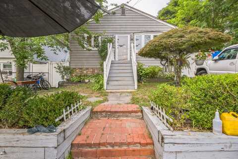 39 Willow Road, Rocky Point, NY 11778