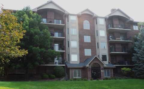 6655 S Cass Avenue, Westmont, IL 60559