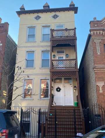 1346 N Bosworth Avenue, Chicago, IL 60642