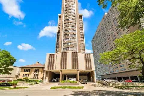 6325 N Sheridan Road, Chicago, IL 60660