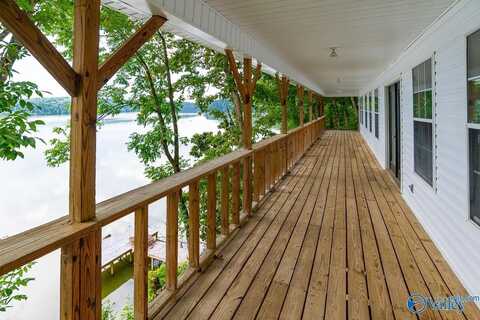 10880 Country Corner Road, Athens, AL 35614