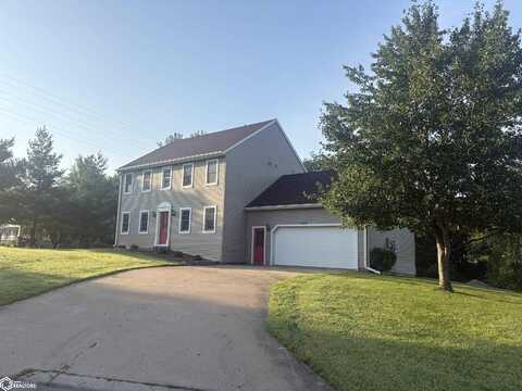 1525 Lone Oak Circle, Fairfield, IA 52556