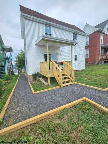 608 Clinton Avenue, Morgantown, WV 26505