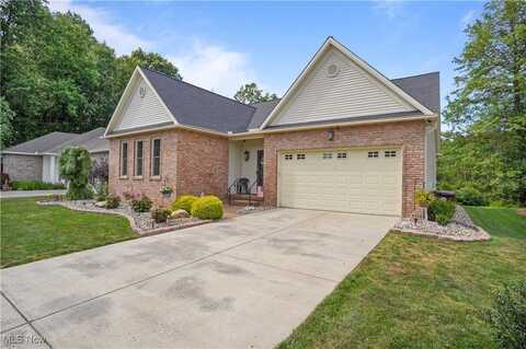 4420 Abbey Road, Canfield, OH 44406