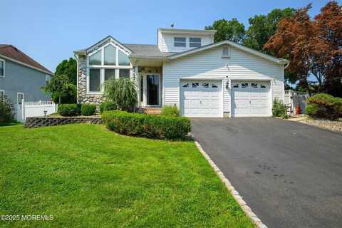 32 Sweet Gum Road, Howell, NJ 07731
