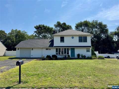 45 Leonard Terrace, Wayne, NJ 07470
