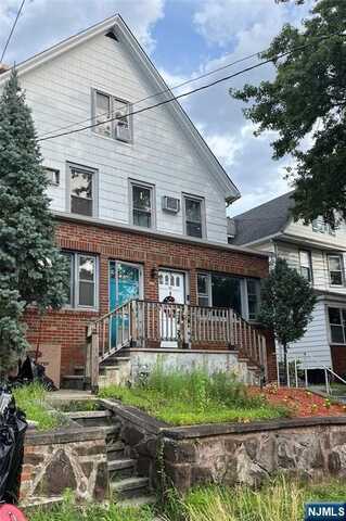 48 High Street, East Rutherford, NJ 07073