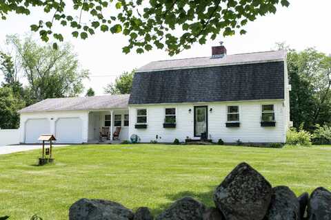 7 Old Chester Road, Derry, NH 03038