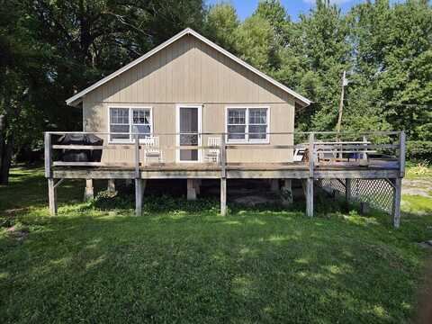 729 Woody Drive, Saint Albans, VT 05478