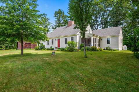 123 Village Road, Freedom, NH 03836