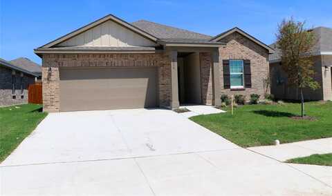 8336 Stovepipe Drive, Fort Worth, TX 76179