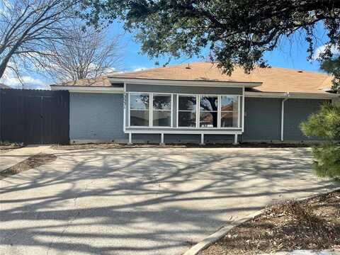 12331 Ferris Creek Lane, Dallas, TX 75243