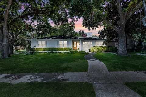 9715 Forestridge Circle, Dallas, TX 75238