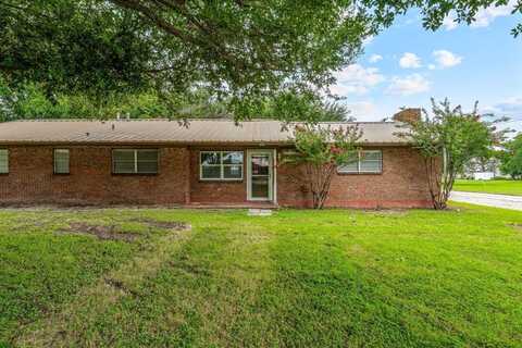 1201 N Holland Street, De Leon, TX 76444