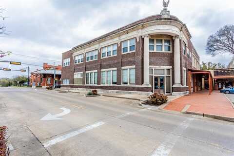 103 Historic Town Square, Lancaster, TX 75146