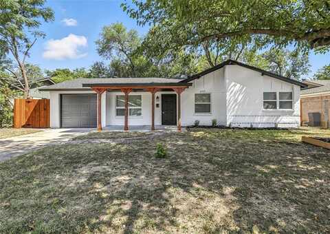 4709 Alandale Drive, Forest Hill, TX 76119