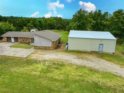352097 E 1040 Road, Prague, OK 74864