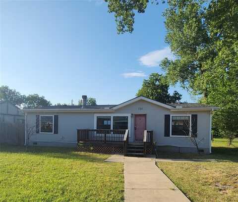 705 W Locust Street, Tecumseh, OK 74873