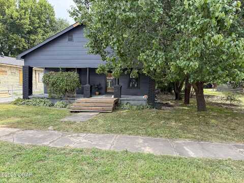 327 E 16th Street, Baxter Springs, KS 66713
