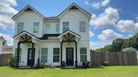 105 Cove Creek Drive, Opelika, AL 36804