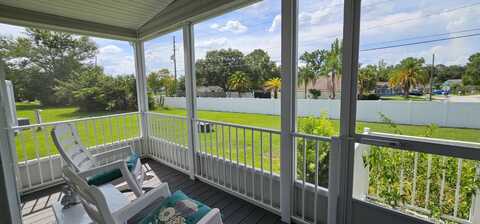 562 LAGUNA CT, OVIEDO, FL 32765