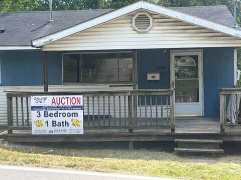 4036 40th Street, Nitro, WV 25143