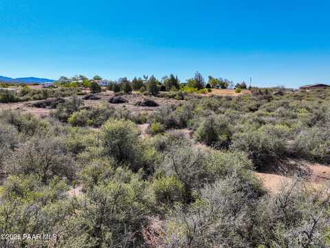 7995 W Farringdon Lane, Kirkland, AZ 86332