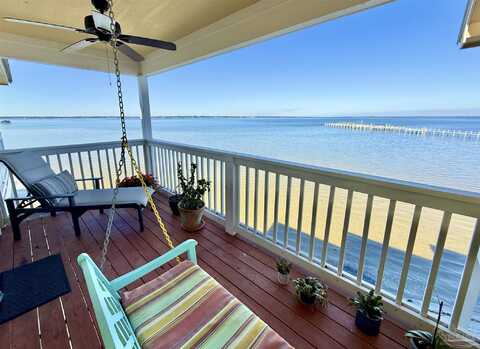 15918 Innerarity Pt Rd, Pensacola, FL 32507