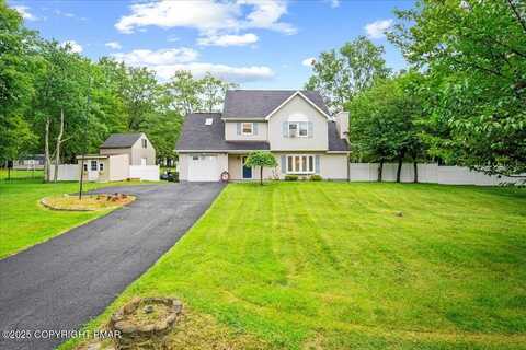 2136 Palisades Drive, Blakeslee, PA 18610