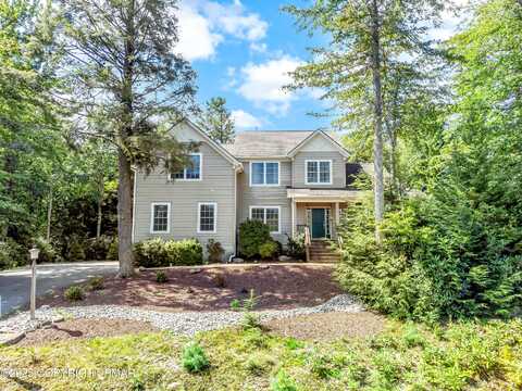 215 Hermit Thrush Road, Pocono Pines, PA 18350