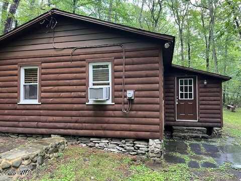 152 Pine Flats Road Road, Dingmans Ferry, PA 18328