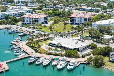 1998 W Overseas Hwy, Marathon, FL 33050