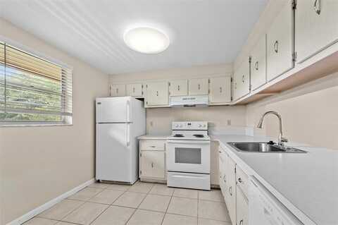 7173 ORANGE DR, Davie, FL 33314