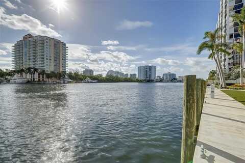 2670 E Sunrise Blvd, Fort Lauderdale, FL 33304