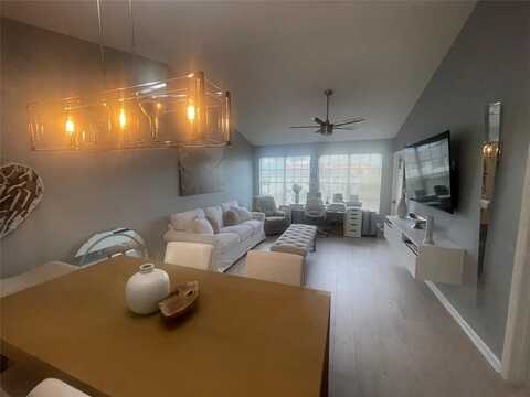 6324 La Costa Dr, Boca Raton, FL 33433