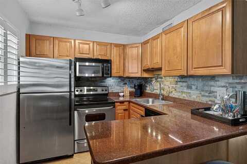 2660 NE 8th Ave, Wilton Manors, FL 33334