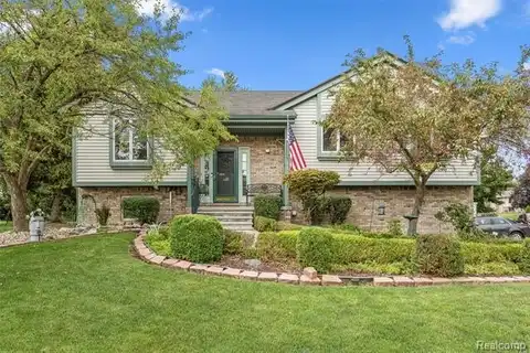 38508 Alma Lane, Westland, MI 48185