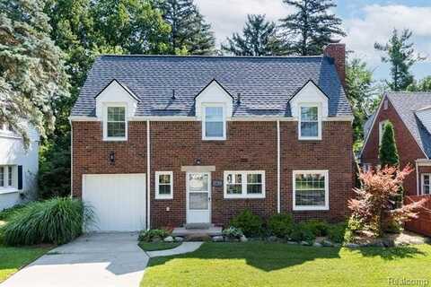 27714 California Drive NE, Lathrup Village, MI 48076