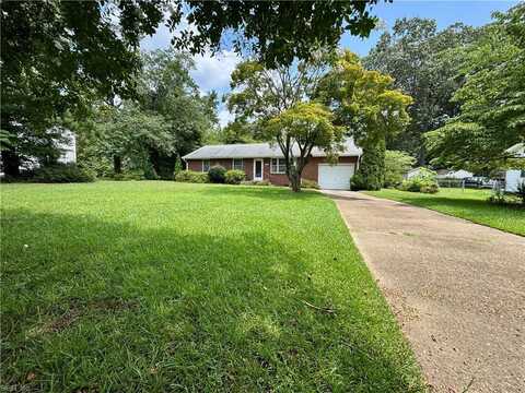 1504 Chestnut Avenue, Chesapeake, VA 23325