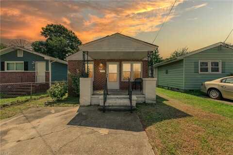 710 Center Avenue, Newport News, VA 23605