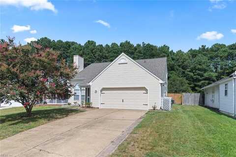 637 Aylesbury Drive, Newport News, VA 23608