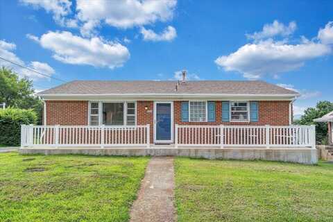 1519 South Pacific DR, Vinton, VA 24179