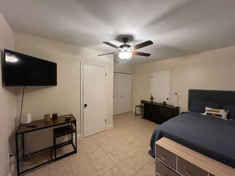 799 Ilene Road E, West Palm Beach, FL 33415