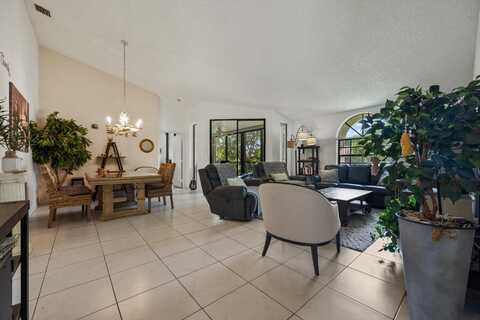 5136 Floria Drive, Boynton Beach, FL 33437