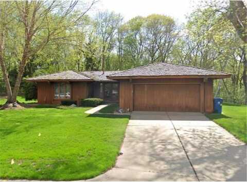 2708 Lassen Court, Burnsville, MN 55337